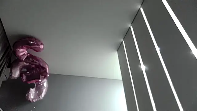 Snapshot of 96CHloe96 chatting on March 20, 2025, 4:31 pm 96CHloe96 online show from March 20, 2025, 4:31 pm