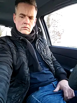 Snapshot of Hectorthyssen1 chatting on February 17, 2025, 4:48 pm Hectorthyssen1 online show from February 17, 2025, 4:48 pm