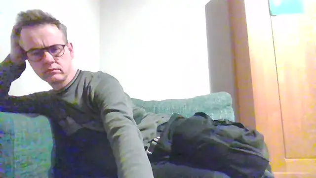 Snapshot of Hectorthyssen1 chatting on March 6, 2025, 11:09 pm Hectorthyssen1 online show from March 6, 2025, 11:09 pm