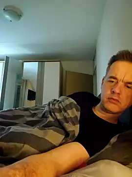 Snapshot of Hectorthyssen1 chatting on November 9, 2025, 8:56 am Hectorthyssen1 online show from November 9, 2025, 8:56 am