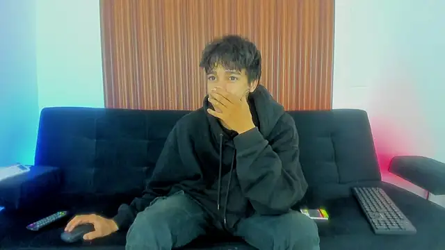 Zacktk7 online show from February 17, 2025, 9:08 pm