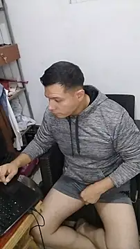 miketripi420 online show from April 14, 2026, 3:56 am