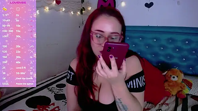 Snapshot of zarquita99 chatting on February 26, 2025, 9:32 am zarquita99 online show from February 26, 2025, 9:32 am