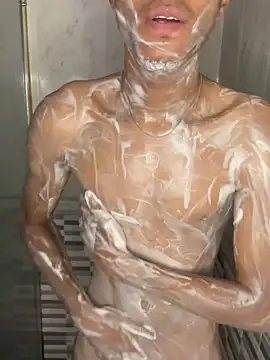 Ryan-hot online show from May 25, 2026, 9:21 pm
