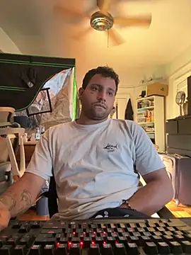 TacosSenpai online show from October 7, 2025, 9:34 pm