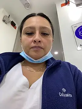 Keittly  online show from November 20, 2025, 6:18 pm