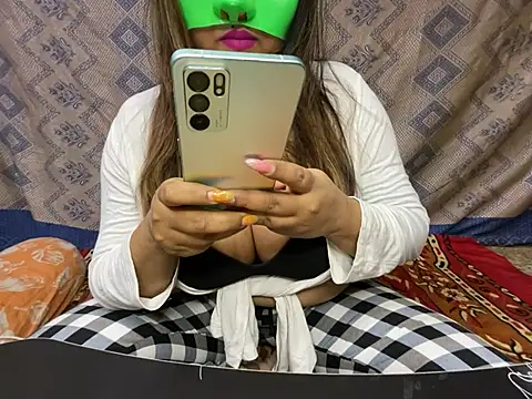 Snapshot of ankita-bonggirl chatting on December 16, 2024, 11:12 am ankita-bonggirl online show from December 16, 2024, 11:12 am