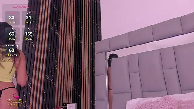 Snapshot of vivianne_scott chatting on February 25, 2026, 12:04 pm vivianne scott online show from February 25, 2026, 12:04 pm