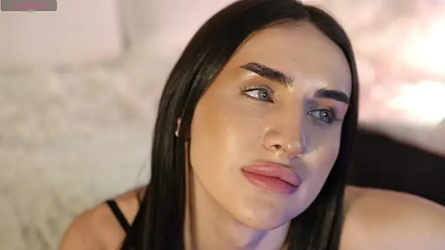 Kim Oberlin  online show from January 5, 2025, 6:02 pm