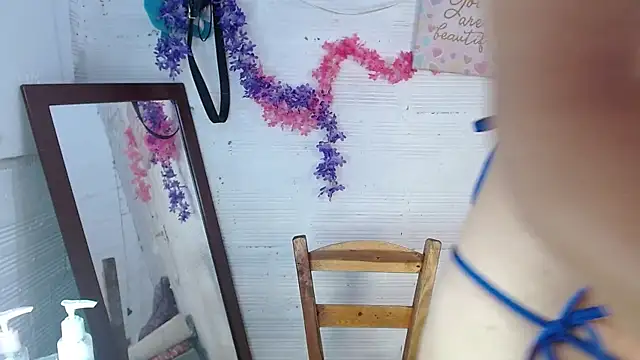 Im Antonellasex online show from September 17, 2025, 1:24 pm