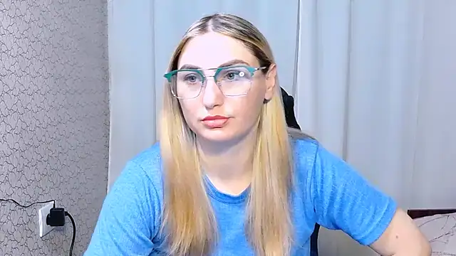 JaneLaJewel online show from November 10, 2025, 10:03 am