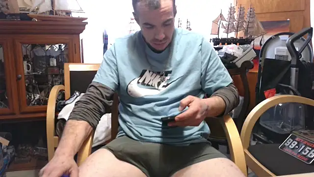 ScubaStevex online show from February 13, 2026, 12:56 pm