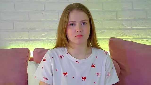 SelinSwarovski online show from March 10, 2026, 4:34 pm