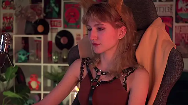 LuxRayi online show from December 23, 2024, 6:22 am