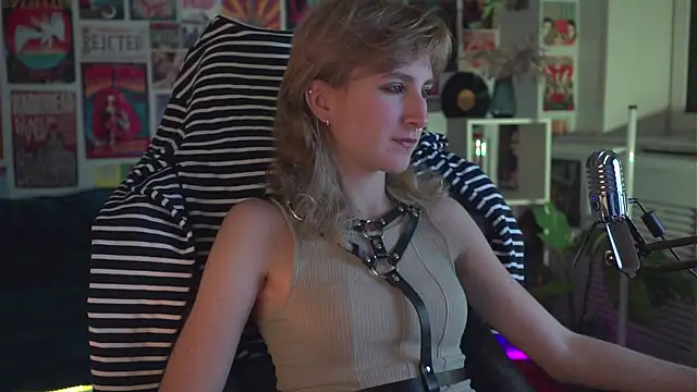 LuxRayi online show from December 26, 2024, 6:30 am