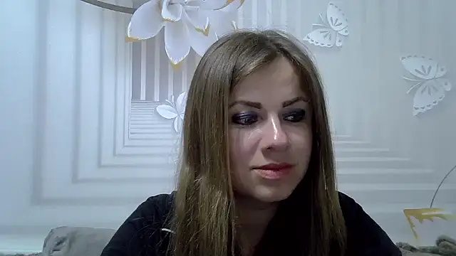 Snapshot of TinaFun4u chatting on May 27, 2026, 8:28 pm TinaFun4u online show from May 27, 2026, 8:28 pm