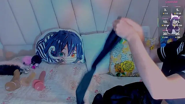 MorganitaX online show from October 24, 2025, 7:43 pm