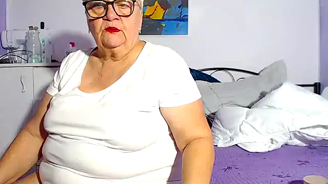 feerir63 online show from February 3, 2025, 8:03 pm