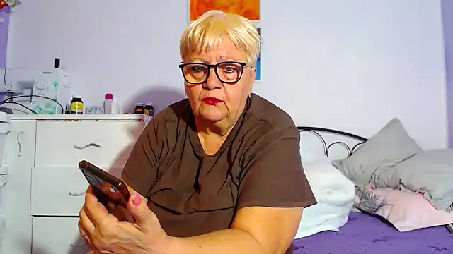 feerir63 online show from February 6, 2025, 5:03 am