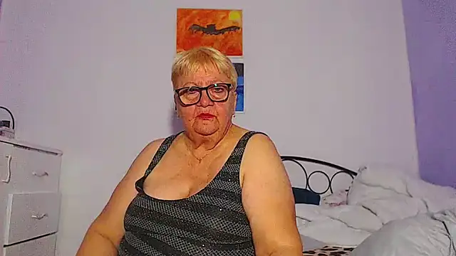 feerir63 online show from March 12, 2025, 9:13 pm