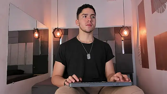 LiamNovak online show from February 22, 2026, 12:15 pm