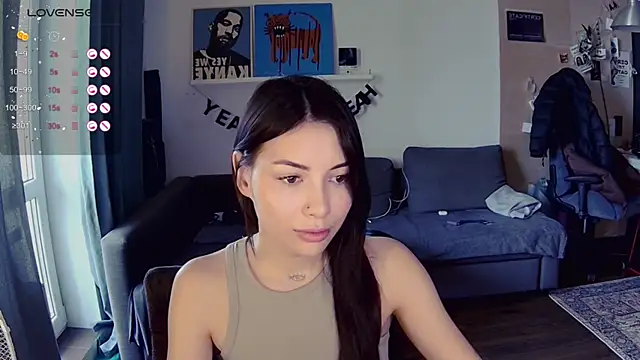 KatiKate online show from April 12, 2026, 3:17 pm