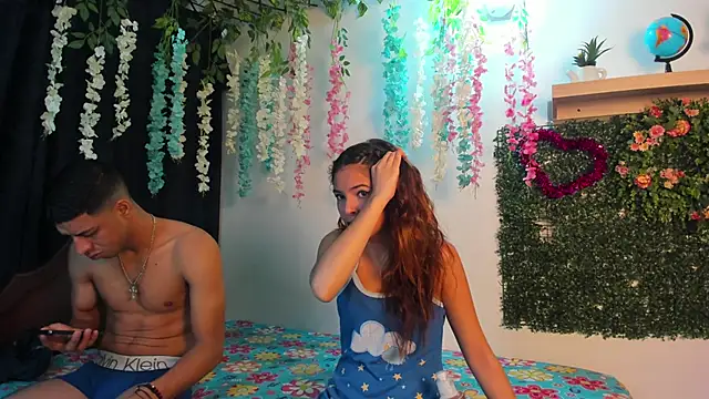 Snapshot of kattyandtom2 chatting on January 26, 2025, 3:17 am kattyandtom2 online show from January 26, 2025, 3:17 am