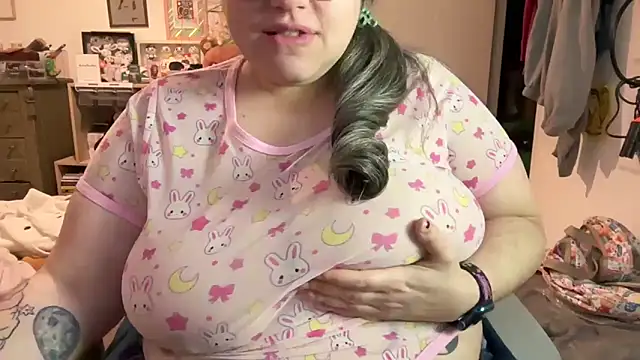 Snapshot of MimiParis chatting on January 6, 2025, 4:23 pm MimiParis online show from January 6, 2025, 4:23 pm