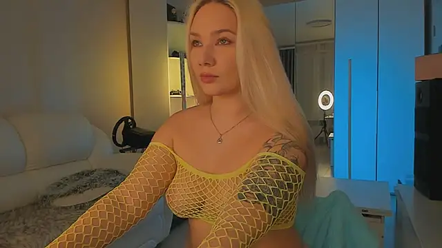 Snapshot of 1AlexaGoddess3 chatting on February 11, 2025, 2:57 am 1AlexaGoddess3 online show from February 11, 2025, 2:57 am