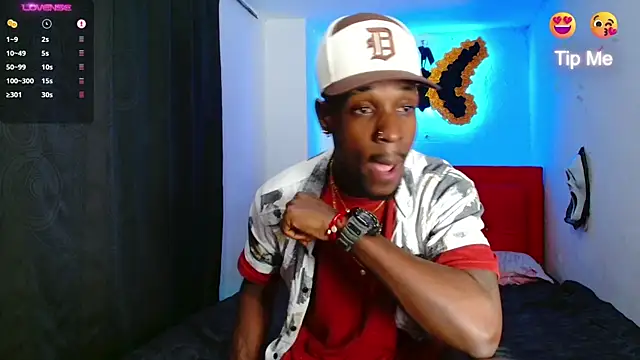 Aroonpapisex online show from March 21, 2026, 10:13 pm