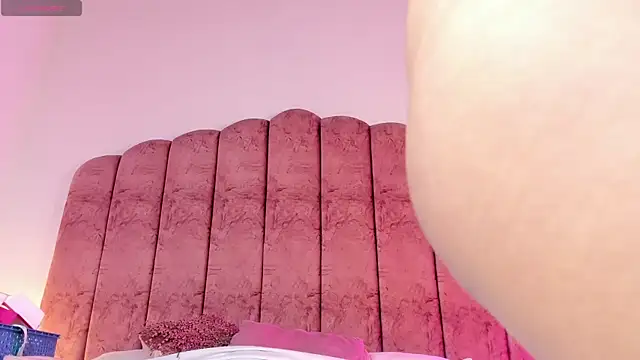 Carolina Evanss online show from February 10, 2026, 3:43 am