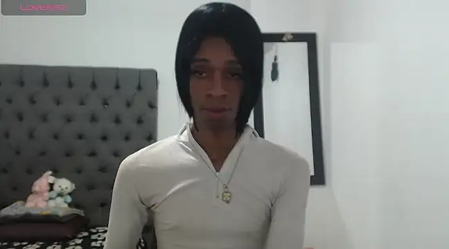 lucianadolll online show from March 14, 2025, 3:58 pm