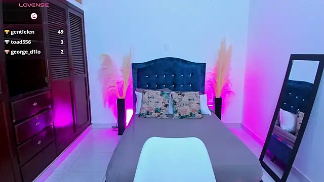 lizi dolly online show from December 10, 2024, 2:05 am