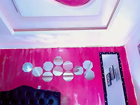 TiffanyMackensyy online show from September 11, 2025, 3:06 am