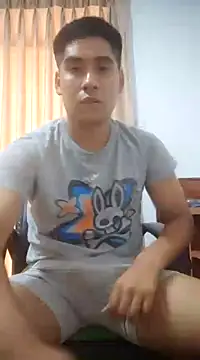 estudiante69 online show from December 26, 2024, 10:31 pm