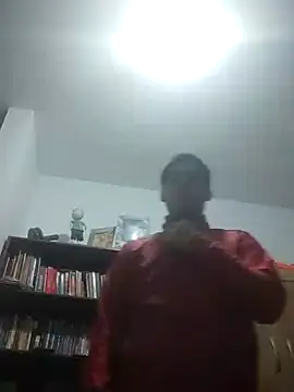 estudiante69 online show from January 12, 2025, 7:43 am