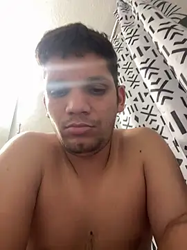 Snapshot of Anmaro05 chatting on September 17, 2025, 5:42 am Anmaro05 online show from September 17, 2025, 5:42 am