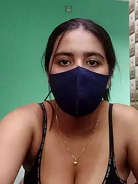 lovely-tanu online show from December 4, 2024, 7:28 am