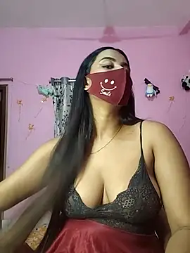 lovely-tanu online show from October 8, 2025, 1:31 pm