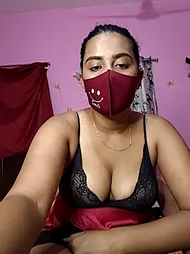 lovely-tanu online show from October 22, 2025, 11:43 am
