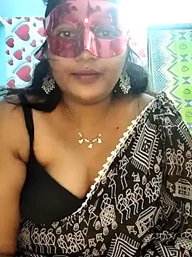 RomeoJuliet345 online show from January 12, 2025, 5:22 pm