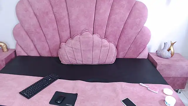 Snapshot of Candy_Bony chatting on January 4, 2025, 6:51 pm Candy Bony online show from January 4, 2025, 6:51 pm