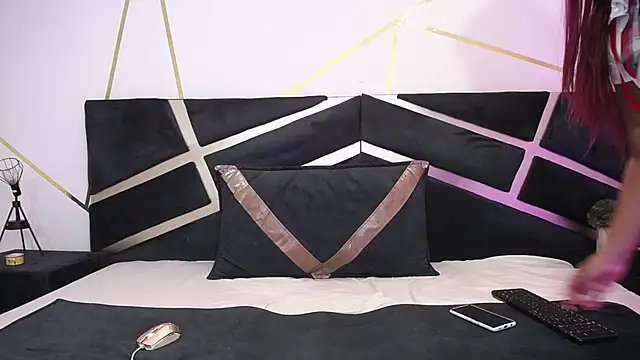 Snapshot of Candy_Bony chatting on January 13, 2025, 5:12 pm Candy Bony online show from January 13, 2025, 5:12 pm