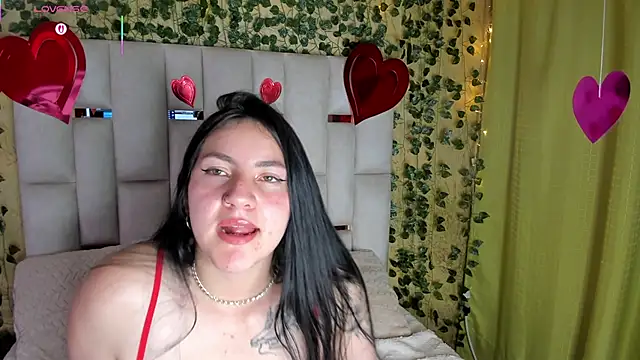 jenifer  power10 online show from February 28, 2025, 1:58 pm