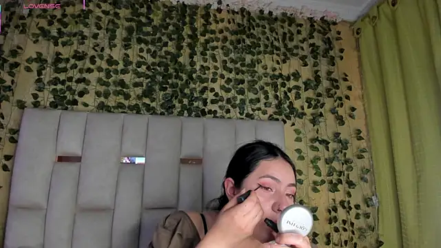 jenifer  power10 online show from March 20, 2025, 12:43 pm