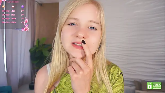 OdelinaFicken online show from September 11, 2025, 6:13 am