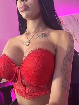 Snapshot of Tiffanny chatting on February 20, 2026, 8:20 pm Tiffanny online show from February 20, 2026, 8:20 pm