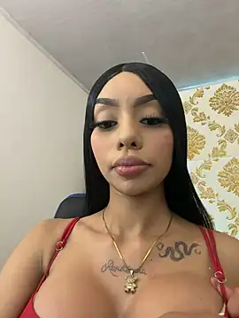 Snapshot of Tiffanny chatting on March 20, 2026, 3:33 am Tiffanny online show from March 20, 2026, 3:33 am