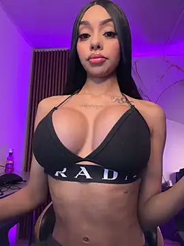 Snapshot of Tiffanny chatting on April 4, 2026, 1:08 pm Tiffanny online show from April 4, 2026, 1:08 pm