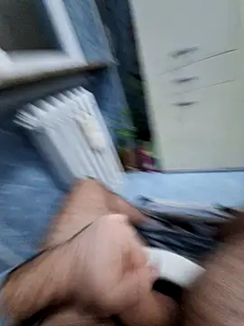 Snapshot of bonnic60 chatting on December 4, 2024, 12:41 am bonnic60 online show from December 4, 2024, 12:41 am